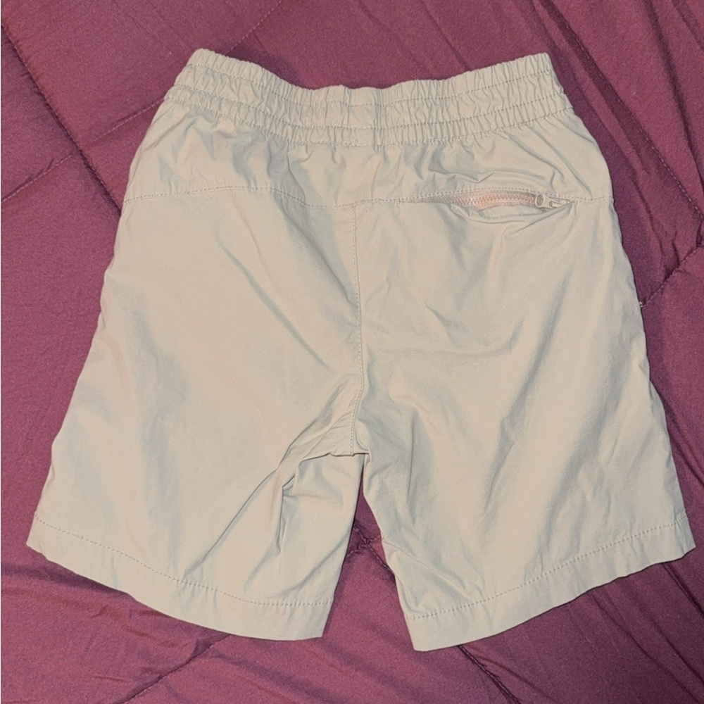 Gap kids Beige Shorts with Black Drawstring - Picture 4 of 5